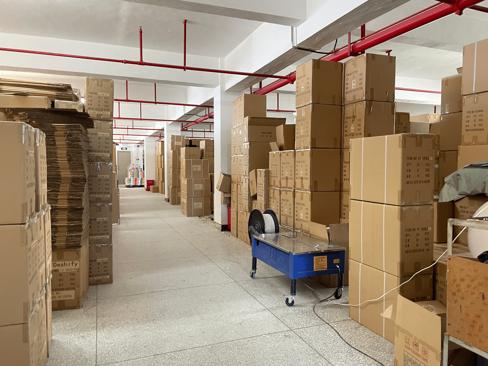warehouse of ysgo toys factory